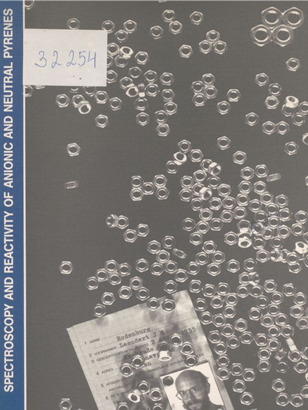 Spectroscopy and reactivity of anionic and neutral pyrenes