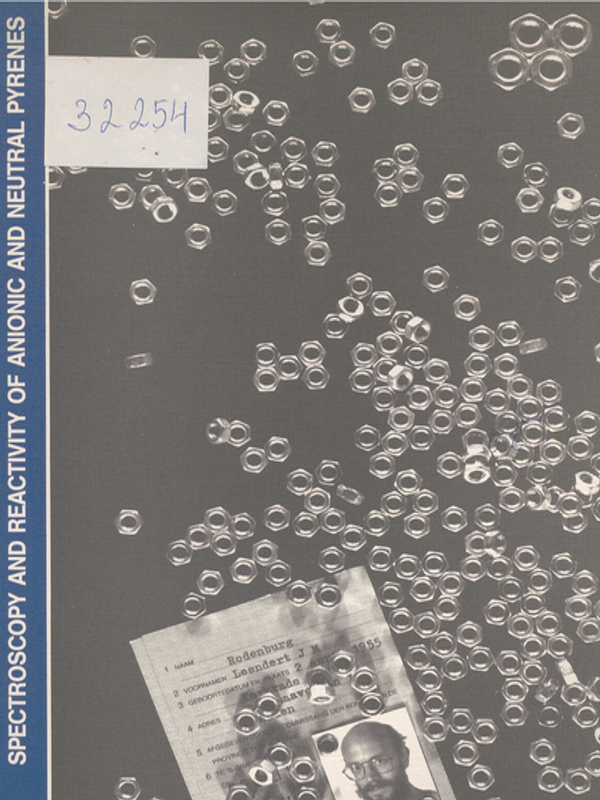 Spectroscopy and reactivity of anionic and neutral pyrenes